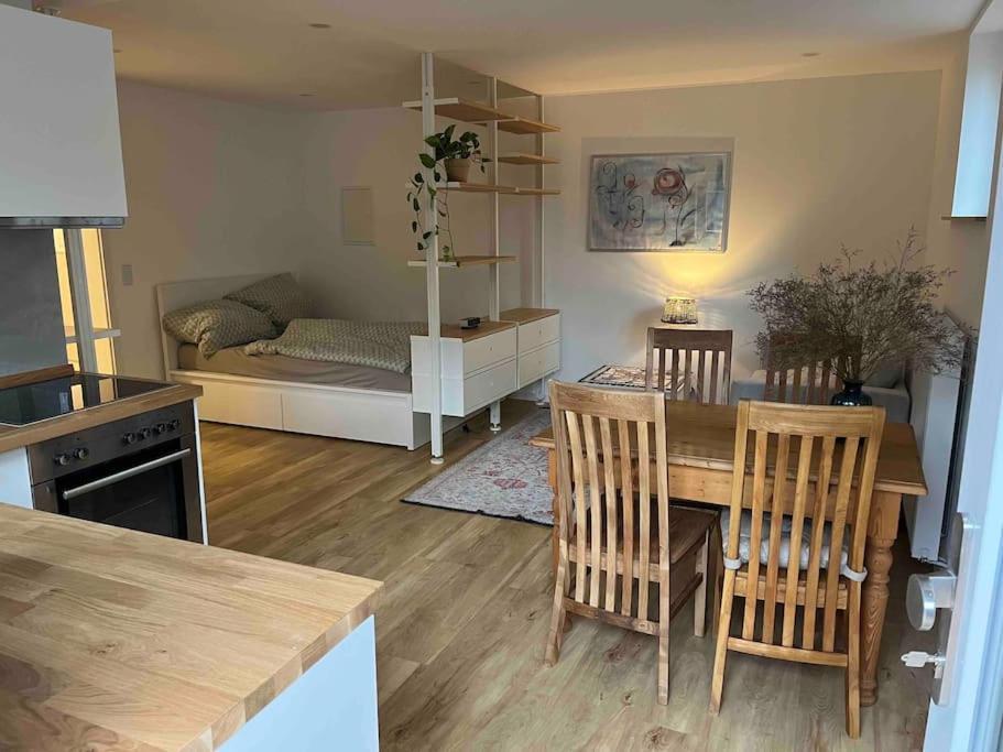 Ferienwohnung Chic Und Gemuetlich Dudenhofen Exterior foto